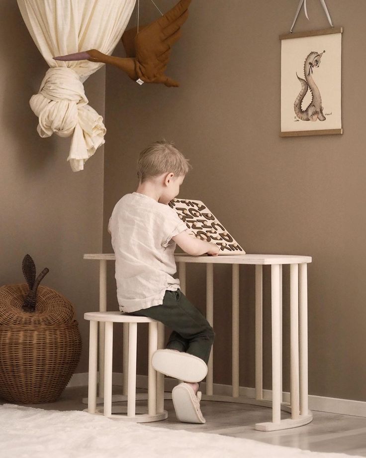 Doğal Kayın Ahşap Çok Amaçlı  Oyun Alanı ve Dekoratif Çalışma Masası,Montessori Masa